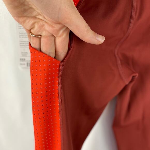 Athleta ultimate colorblock 7/8 tight youth large - Picture 10 of 11